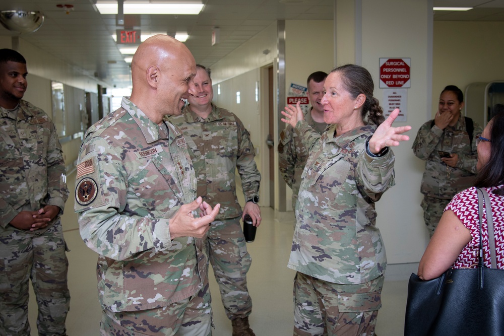 Air Education and Training Command commander visits Brooke Army Medical Center