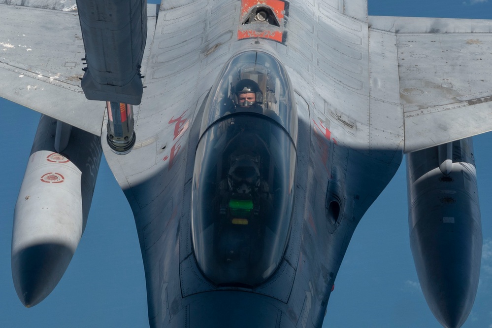 908th EARS fuel Arrest Chaos