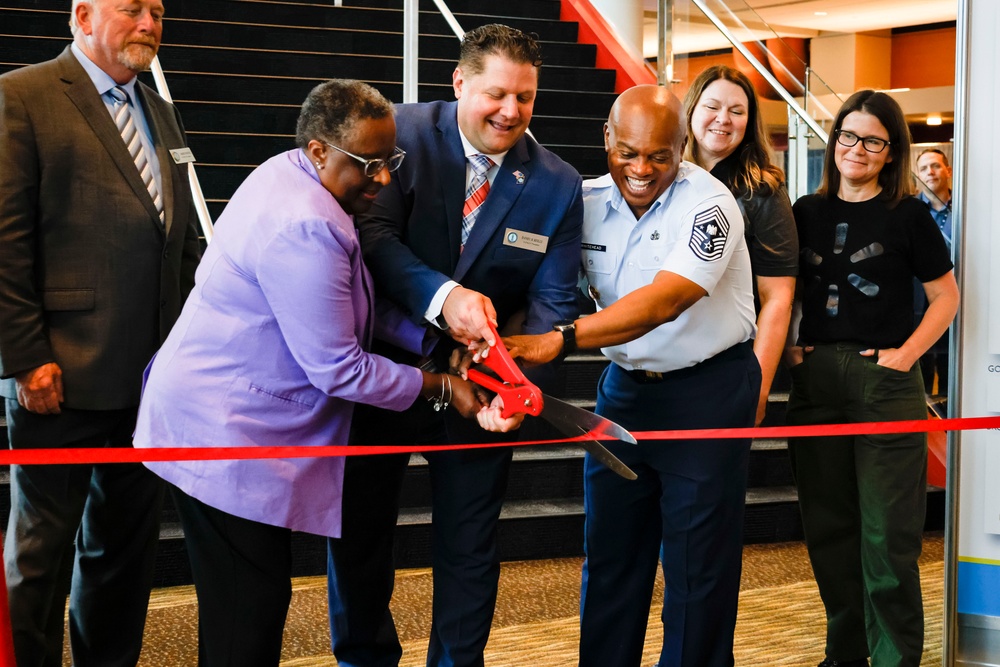 52nd Annual National Conference of the Enlisted Association of the United States: Ribbon Cutting