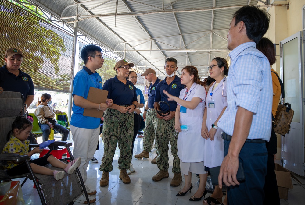 Pacific Partnership 2023 Tours Benh Vien San Nhi Phu Yen