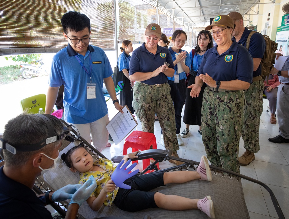 Pacific Partnership 2023 Hosts Pediatric Dental Clinic