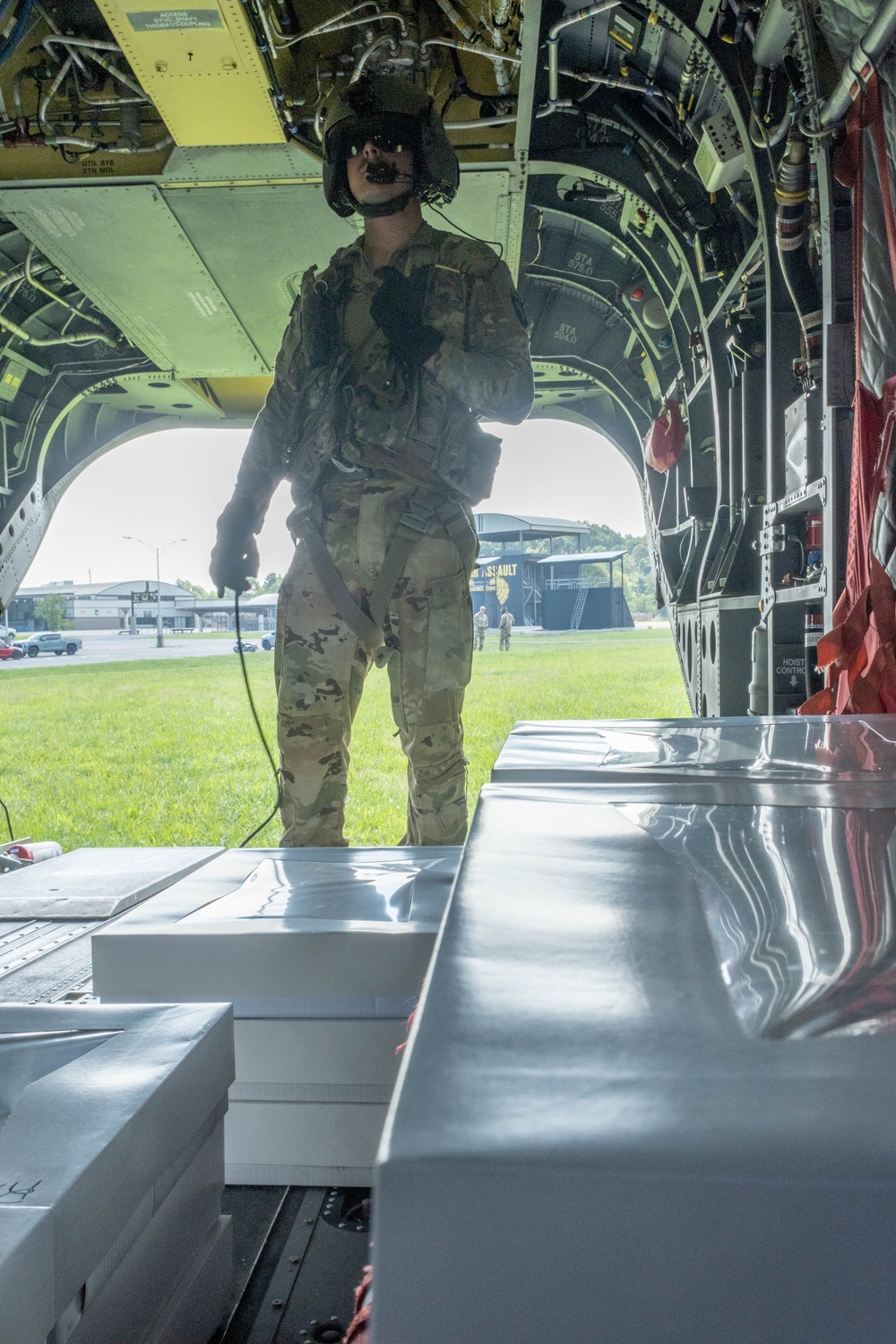 101st Airborne Division 81st Birthday Cake Delivery