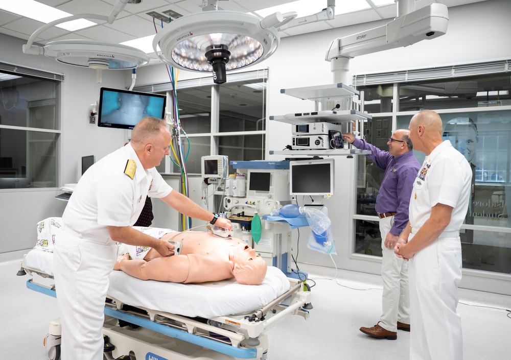 Acting Surgeon General of the Navy visits Louisiana State University Health New Orleans School of Medicine