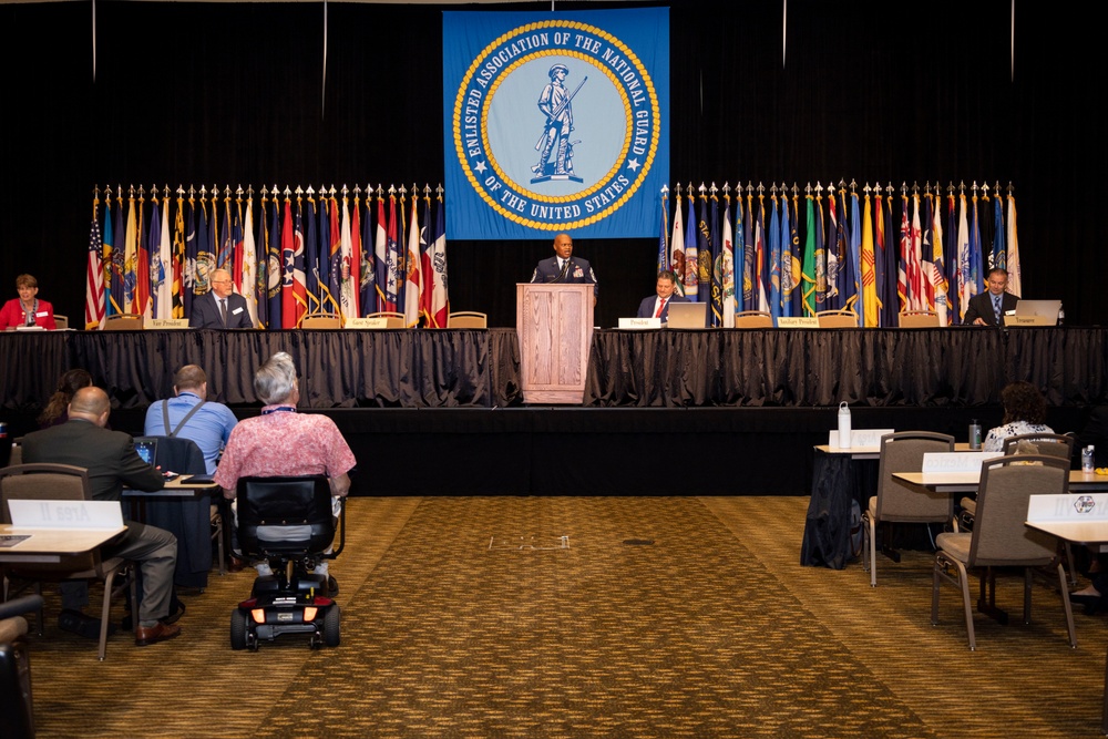 52nd Annual National Conference of the Enlisted Association of the United States: Leaders address the crowd