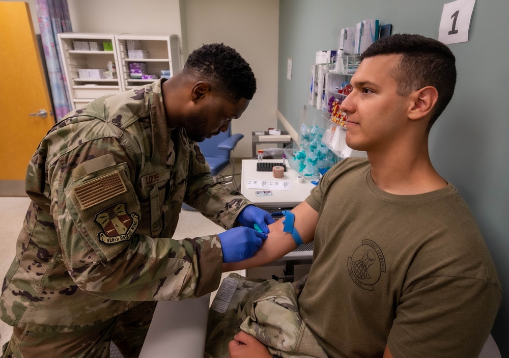 920th Aeromedical Staging Squadron Airmen ensure medical readiness for worldwide operations