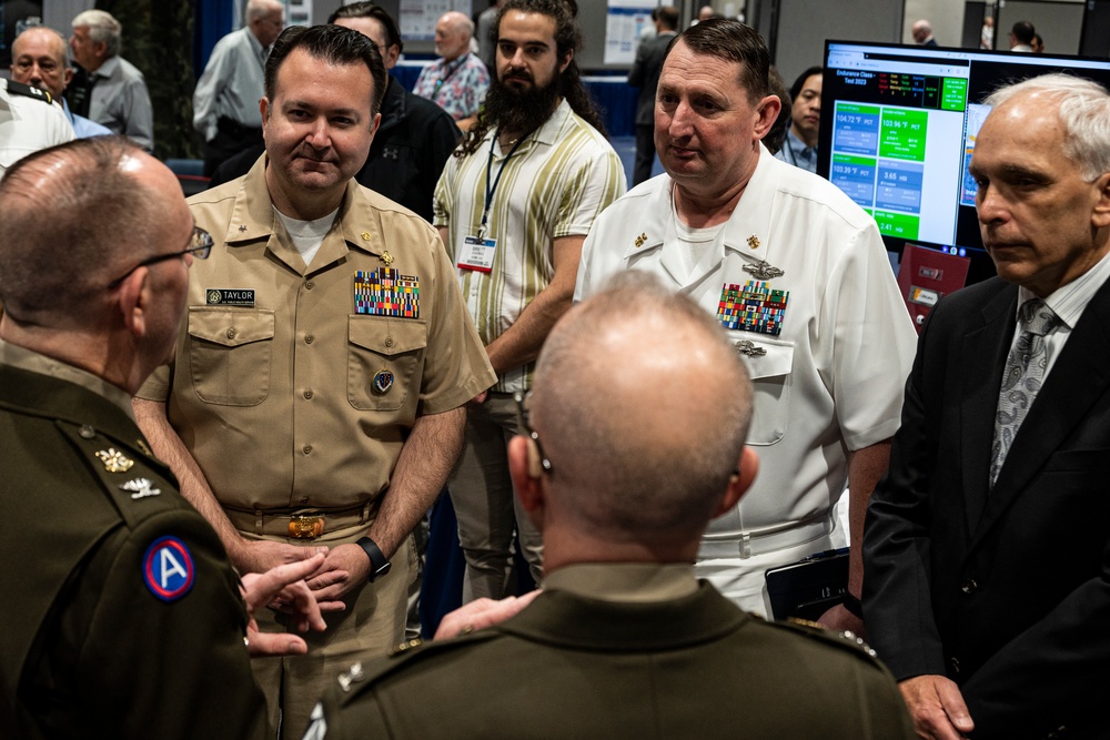 Distinguished visitors learn what USAMMDA team does for America's Warfighters