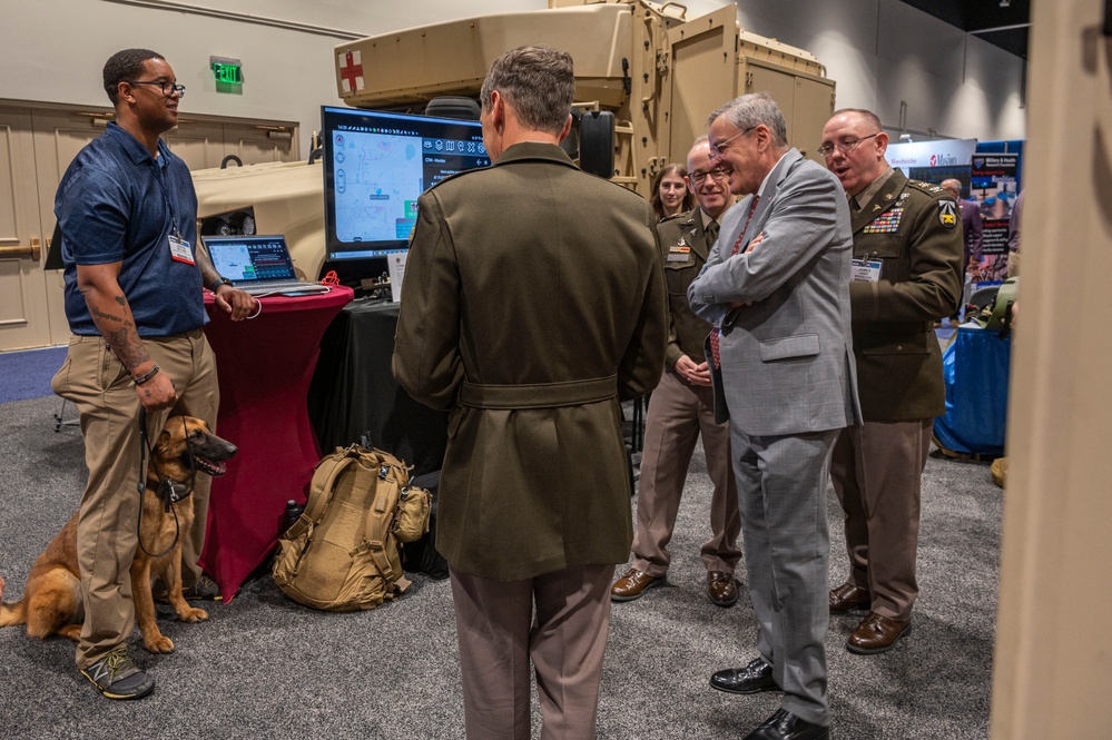 Distinguished visitors learn what USAMMDA team does for America's Warfighters