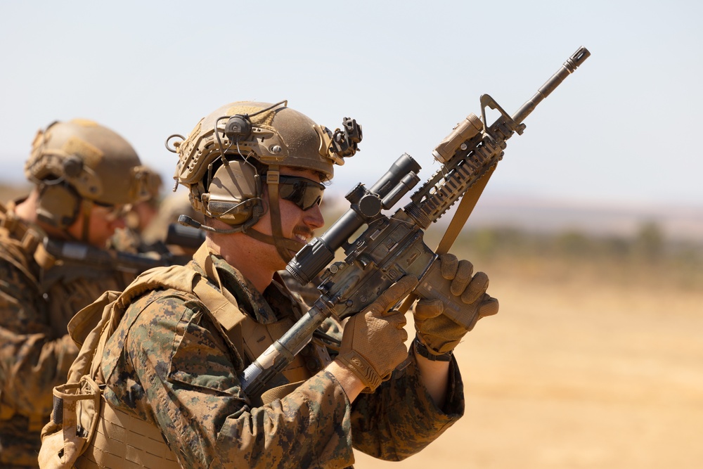 Formosa 2023: Blue Diamond Marines Share Techniques with Brazilian Marines on the Rifle Range