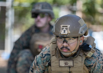 Marines and Sailors practice mass casualty evacuation drills