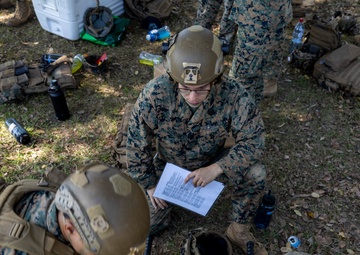 Marines and Sailors practice mass casualty evacuation drills