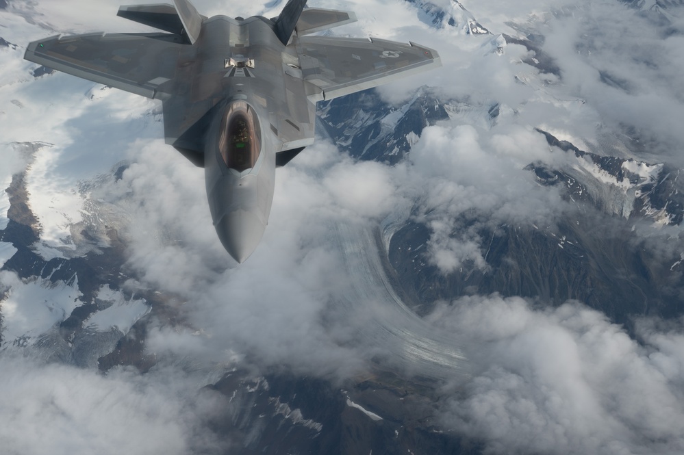 Fighters practice realistic combat in Alaska exercise