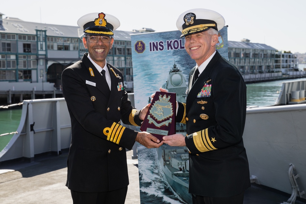 Commander, U.S. 7th Fleet Tours INS Kolkata (D-63)