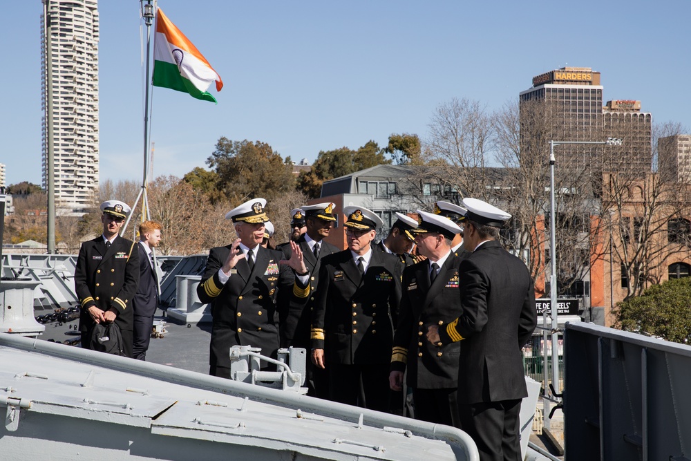 Commander, U.S. 7th Fleet Tours INS Kolkata (D-63)