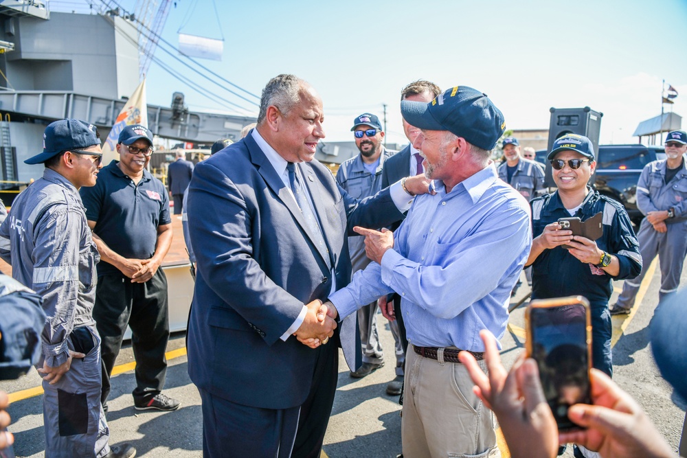 Secretary of the Navy Carlos Del Toro tours Bayonne Dry Dock (BDD)