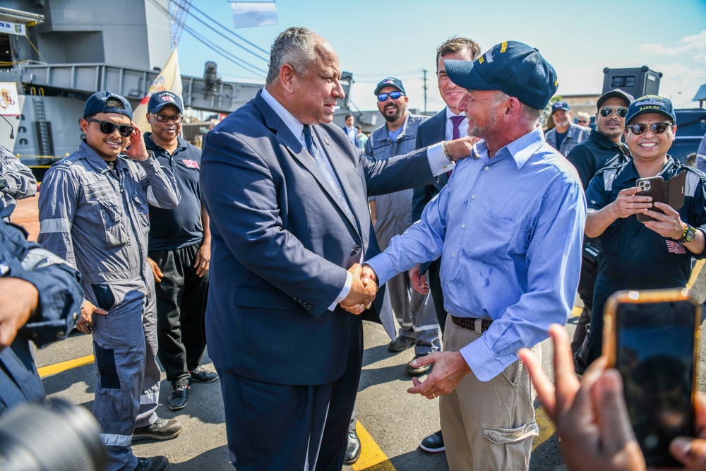 Secretary of the Navy Carlos Del Toro tours Bayonne Dry Dock (BDD)