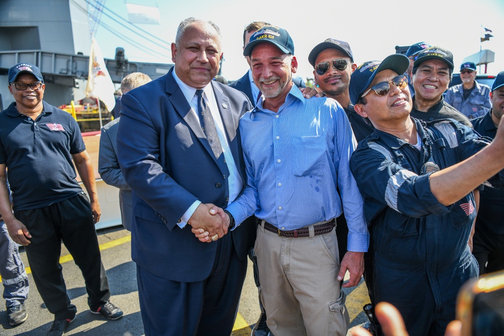 Secretary of the Navy Carlos Del Toro tours Bayonne Dry Dock (BDD)