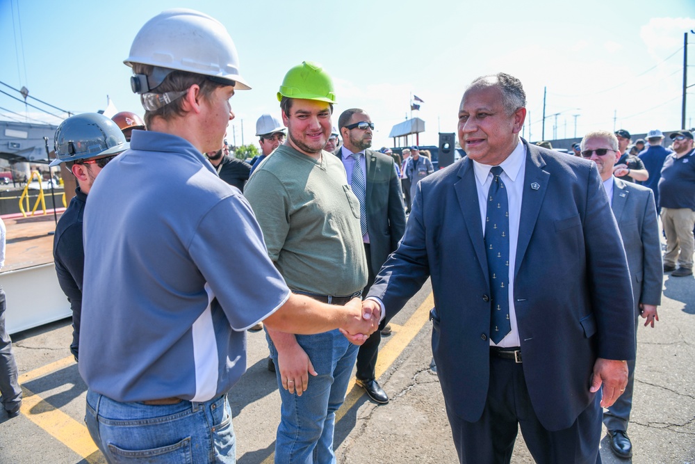 Secretary of the Navy Carlos Del Toro tours Bayonne Dry Dock (BDD)