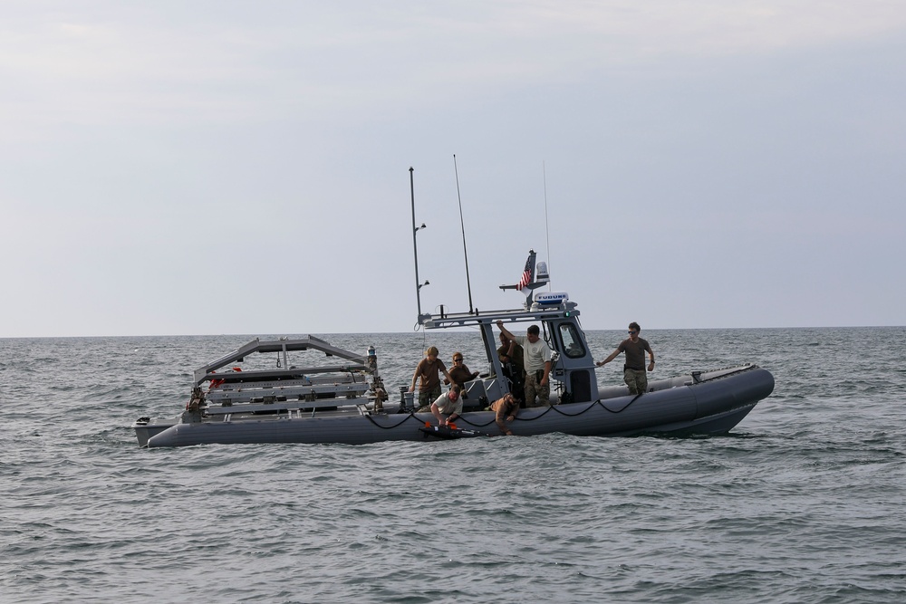 Navy EOD Sailors Operate from USS Gunston Hall During LSE 2023