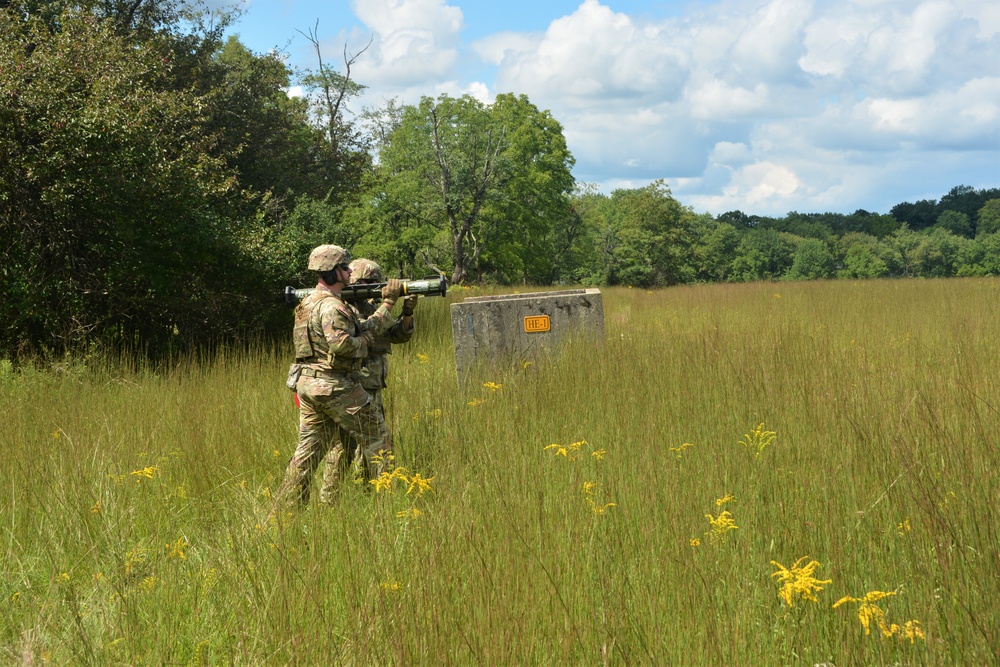 1-110th Infantry at AT4 range