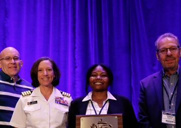 NMRC Biological Defense Researchers Recognized with Poster Award at 2023 MHSRS