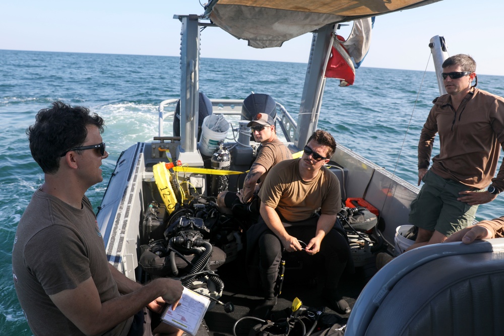 Navy EOD Sailors Operate from USS Gunston Hall During LSE 2023