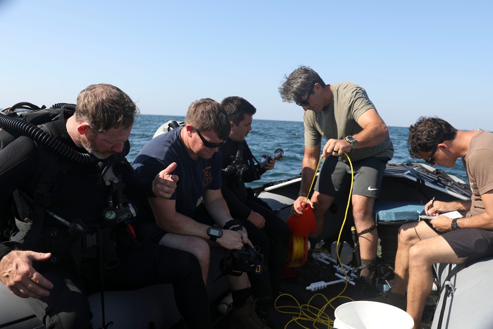 Navy EOD Sailors Operate from USS Gunston Hall During LSE 2023