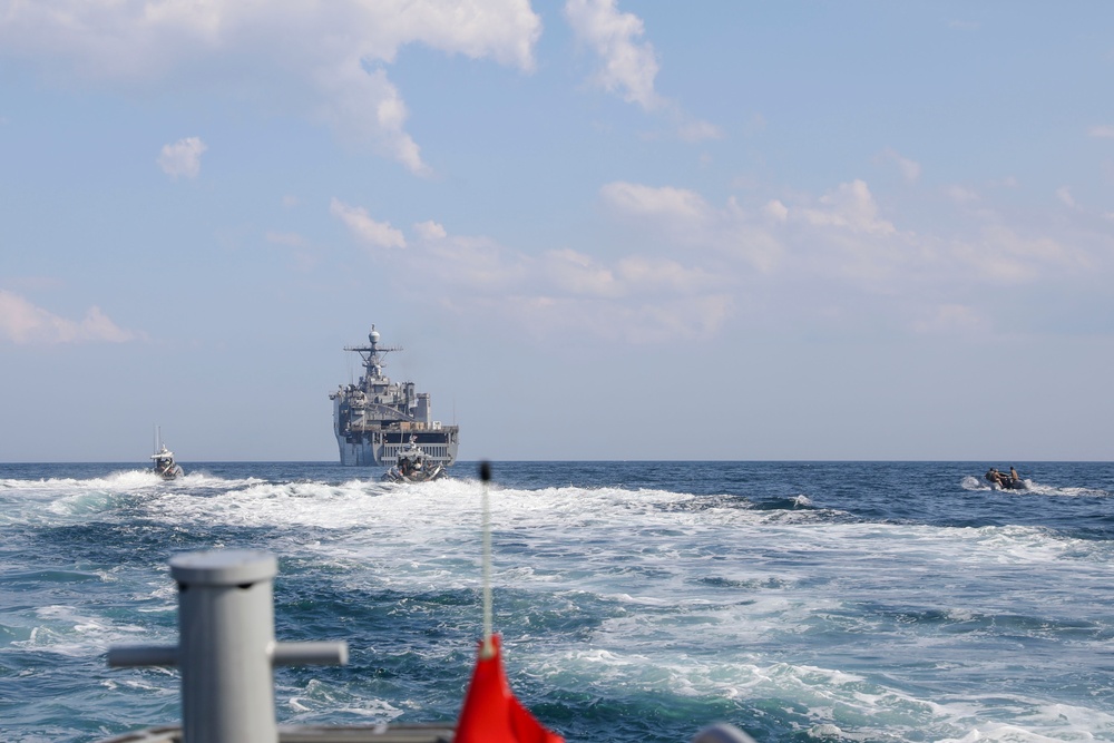 Navy EOD Sailors Operate from USS Gunston Hall During LSE 2023