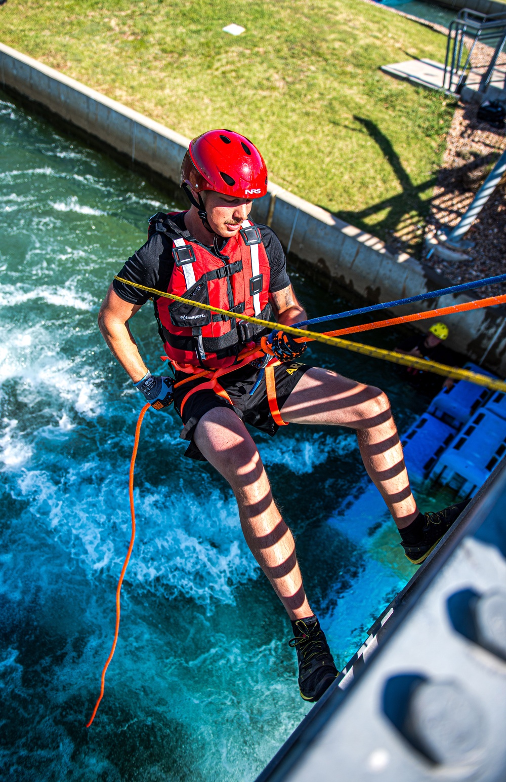 63rd Civil Support Team conducts water rescue response training