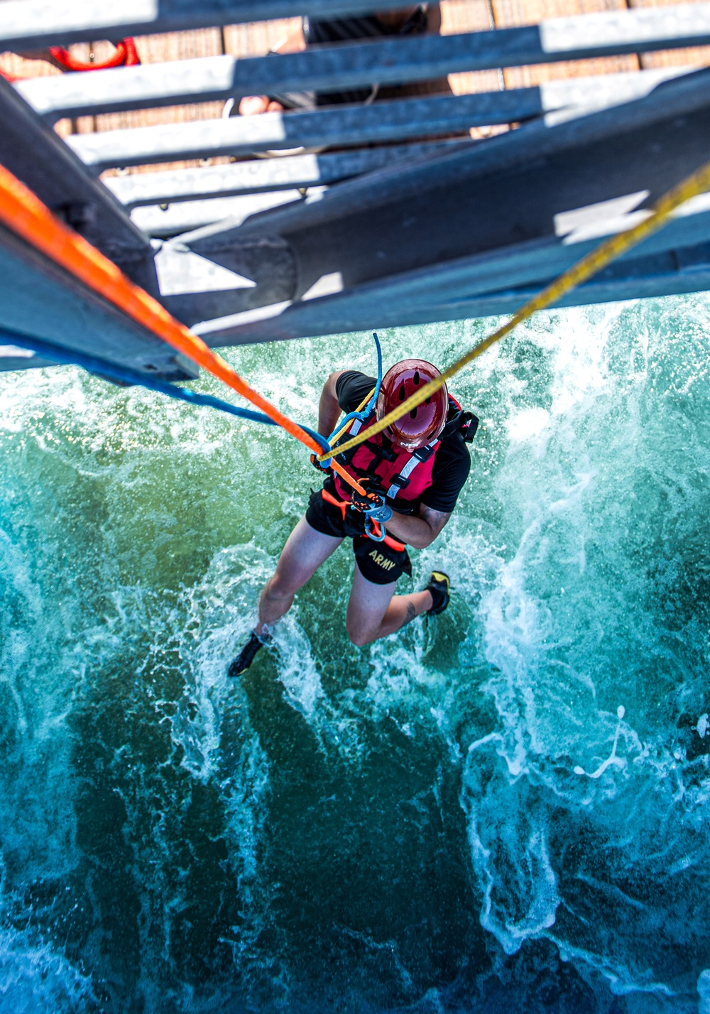 63rd Civil Support Team conducts water rescue response training