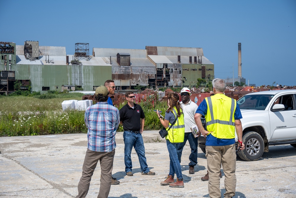 USACE Buffalo District Site Visit of the Ashtabula 204 Dredging &amp; Beneficial Use Project