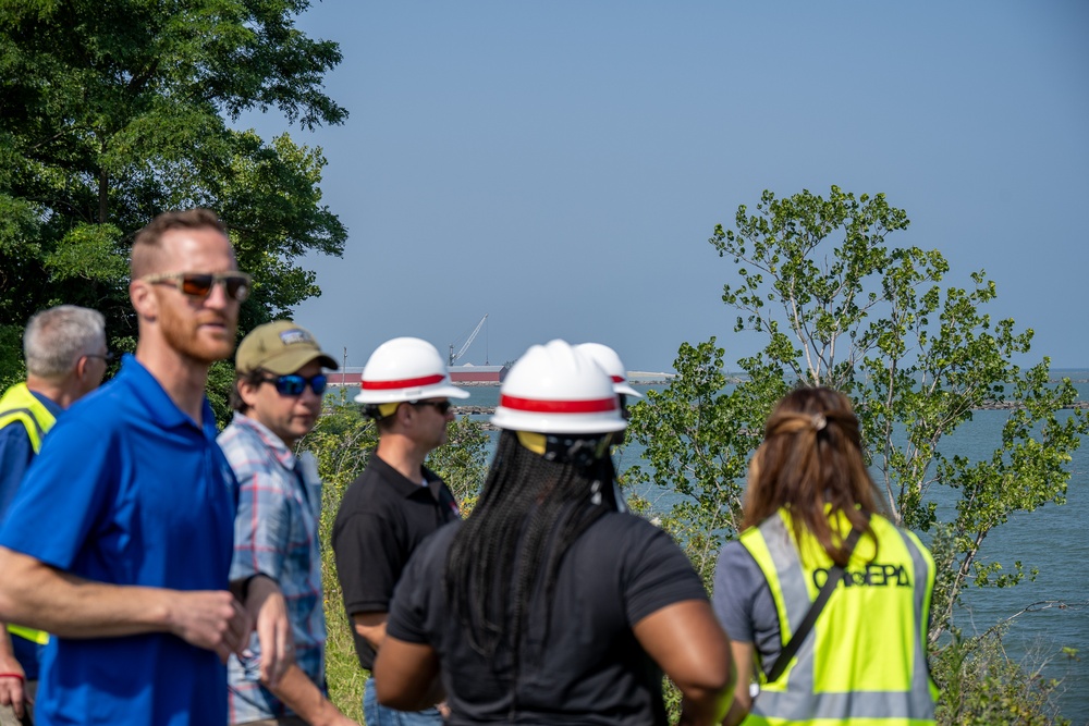 USACE Buffalo District Site Visit of the Ashtabula 204 Dredging &amp; Beneficial Use Project