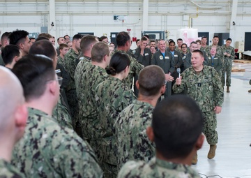 CNP Speaks to VP-9 at NAS Whidbey Island
