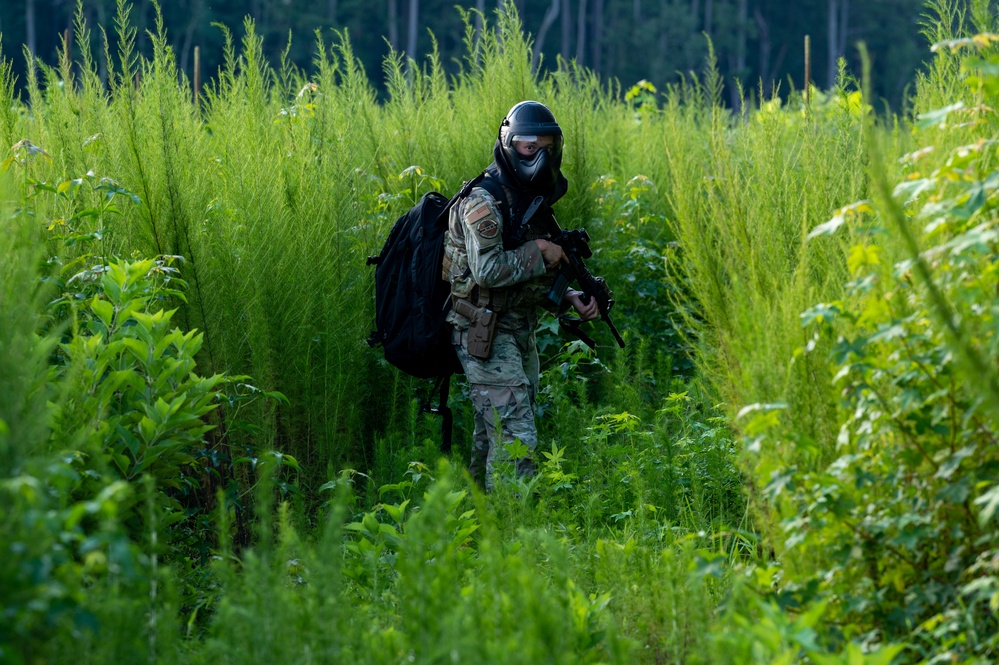 633d SFS participate in an exercise