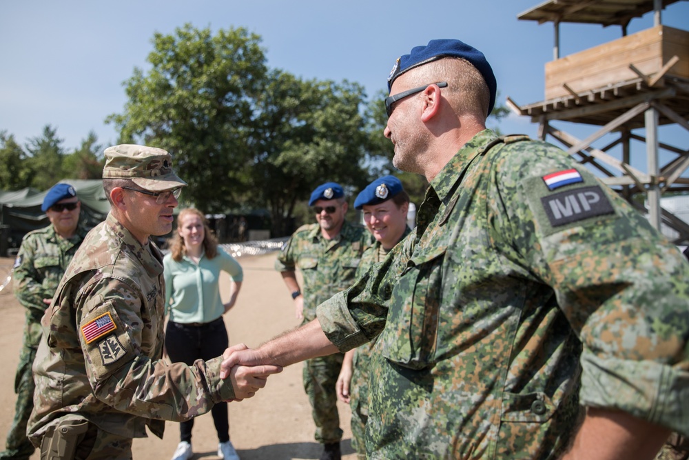 U.S. Amy Reserve Military Police Training with Royal Netherlands Marechaussee