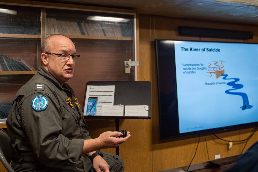 USS Ronald Reagan (CVN 76) hosts suicide prevention training