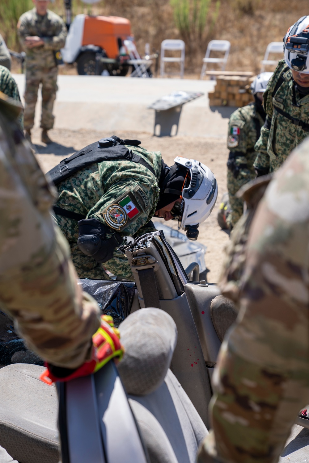 Fuerzas Amigas exercise lifts off in Camp Pendleton