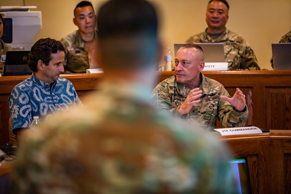 Senator Brian Schatz Visits JTF Command in Support of Maui Recovery Efforts