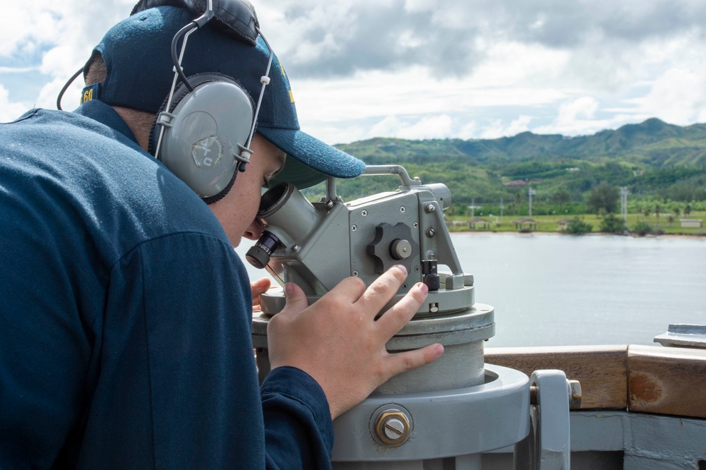 USS Paul Hamilton Guam Port Visit