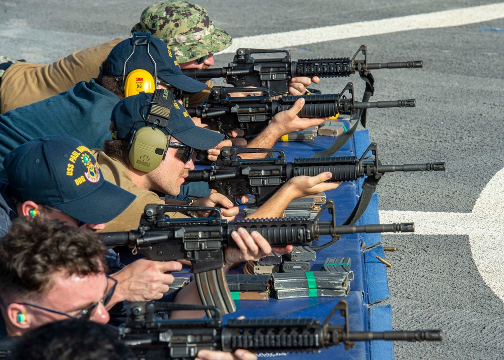 USS Paul Hamilton Gun Shoot