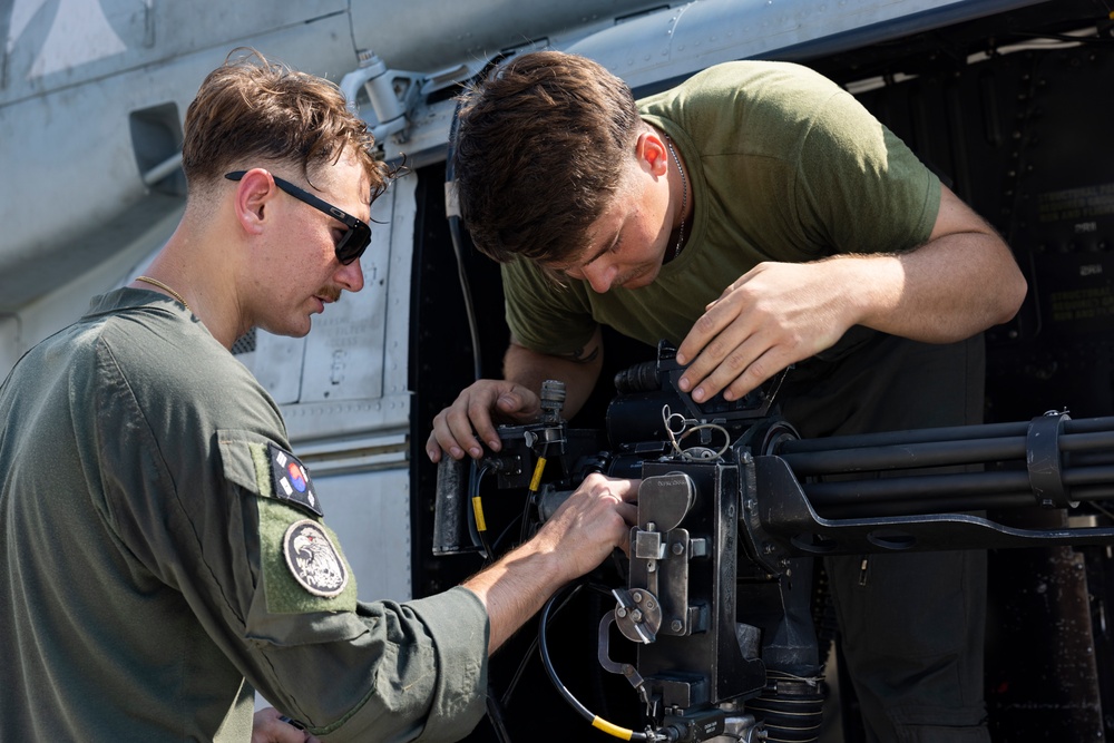 HMLA-169 LIVE FIRE AND 3RD LSB FARP