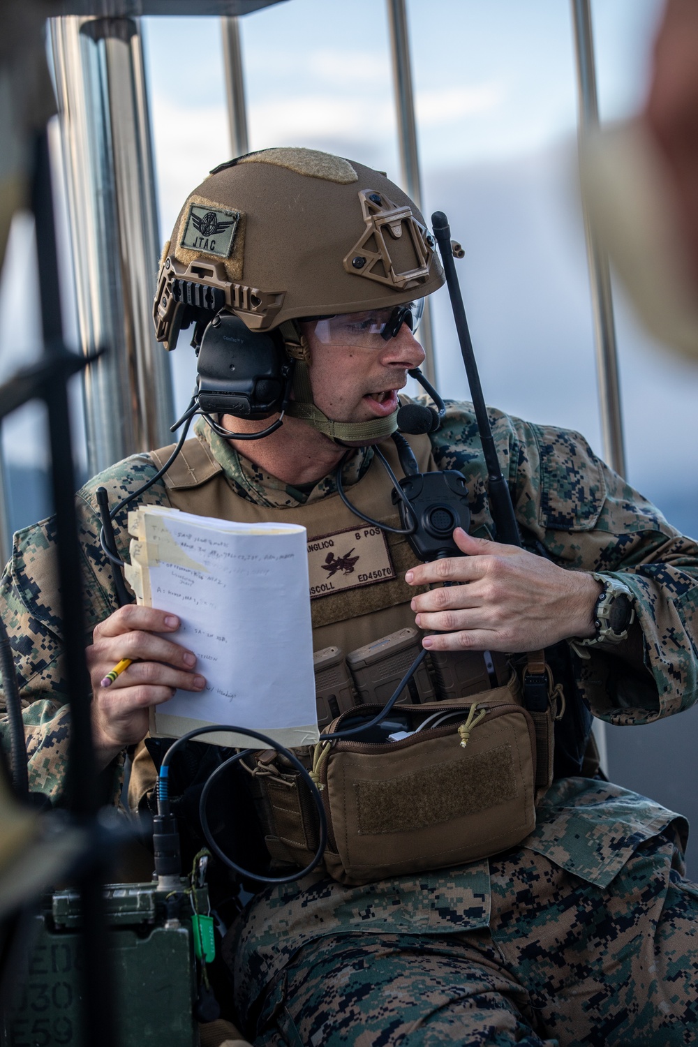 5th ANGLICO and ROK Marines provide close air support during KMEP