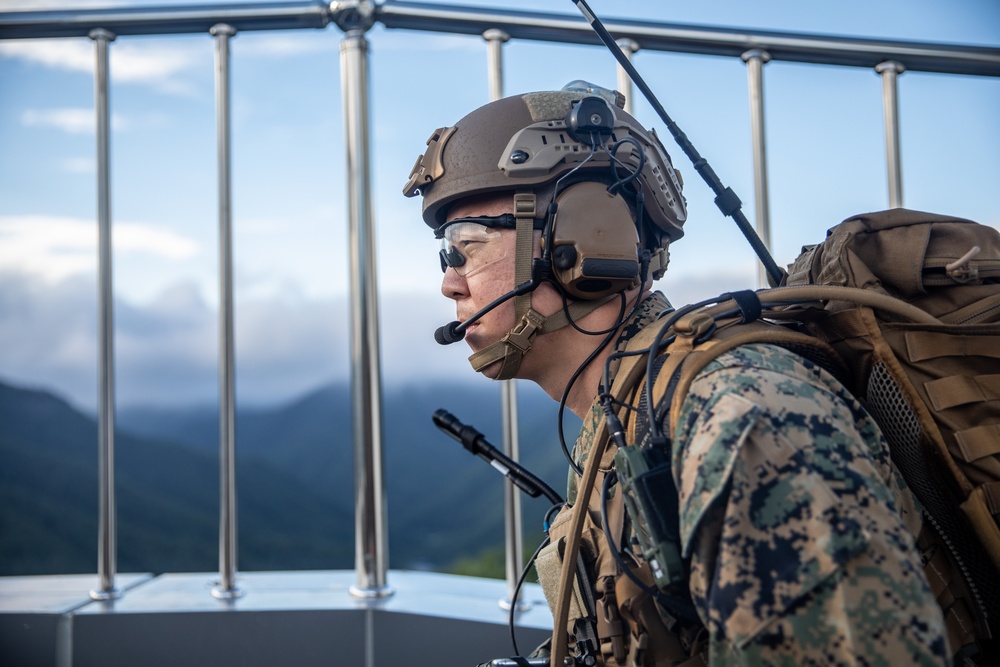 5th ANGLICO and ROK Marines provide close air support during KMEP