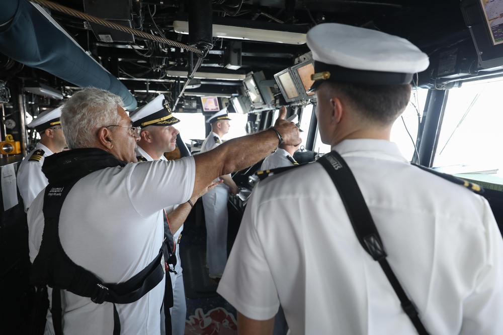 Pilot Assist Ramage Sailors