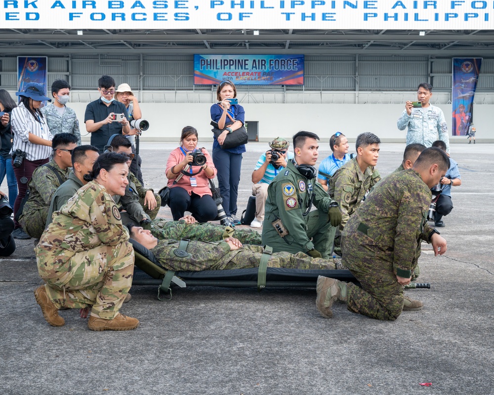 Pacific Airlift Rally strengthens interoperability in Philippines