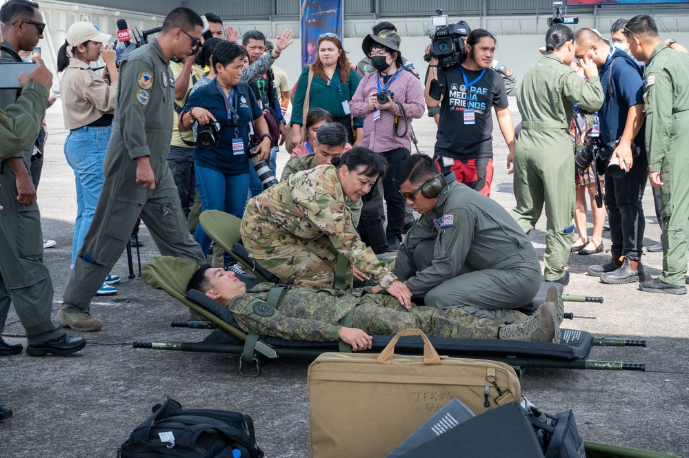 Pacific Airlift Rally strengthens interoperability in Philippines