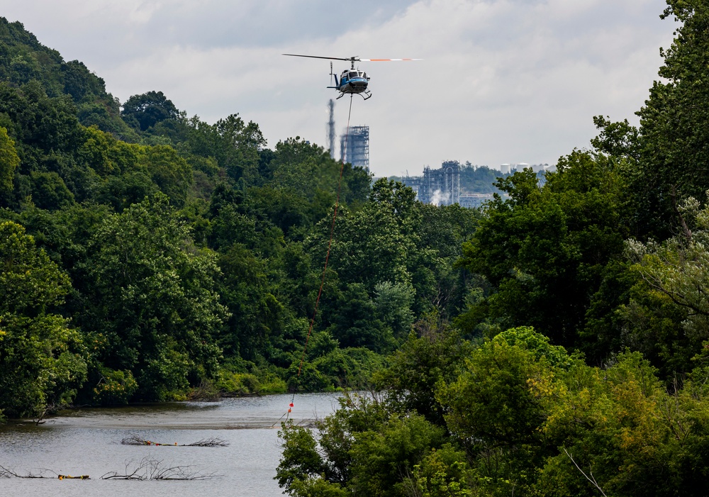 When trees fly: Pittsburgh District delivers new fish habitats on Ohio River