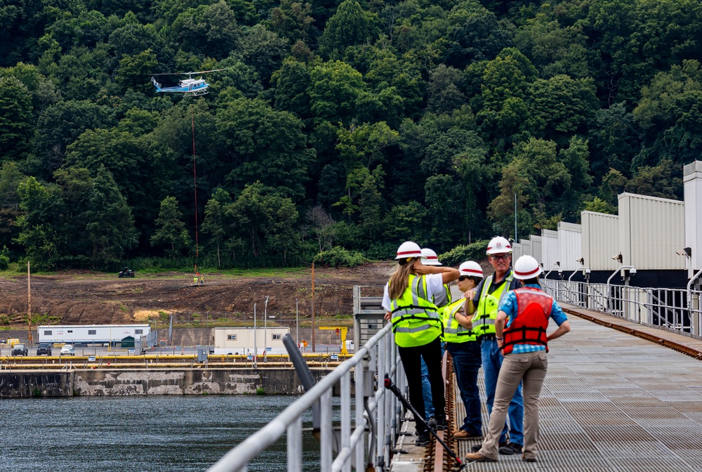 When trees fly: Pittsburgh District delivers new fish habitats on Ohio River