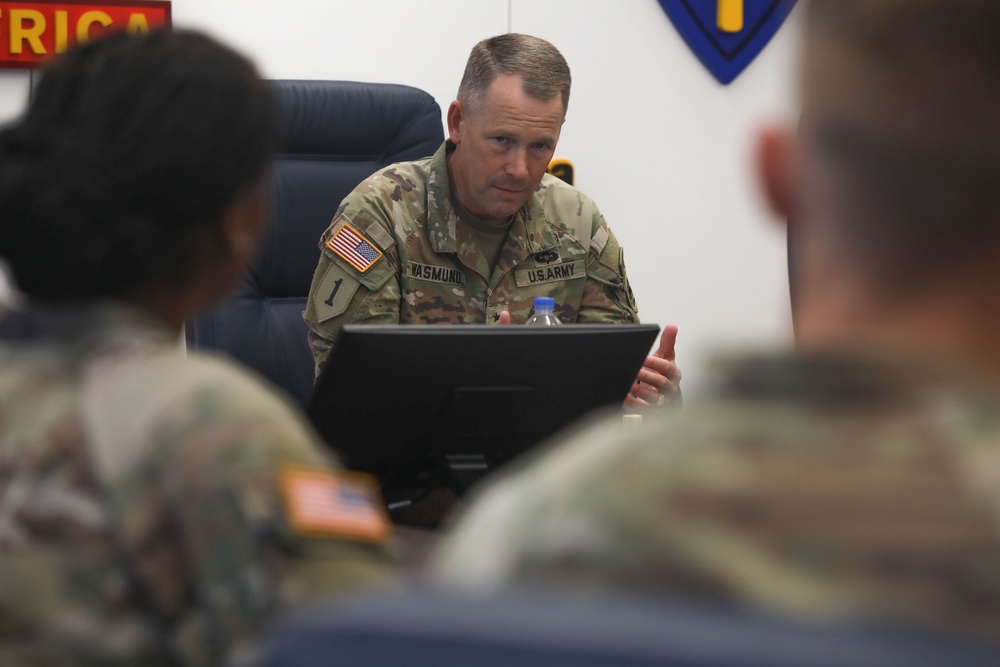 Maj. Gen. Todd Wasmund meets with ROTC Cadets