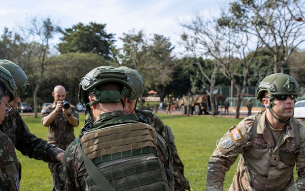 NY National Guard combat medics join humanitarian exercise, Operation Parana III in Brazil