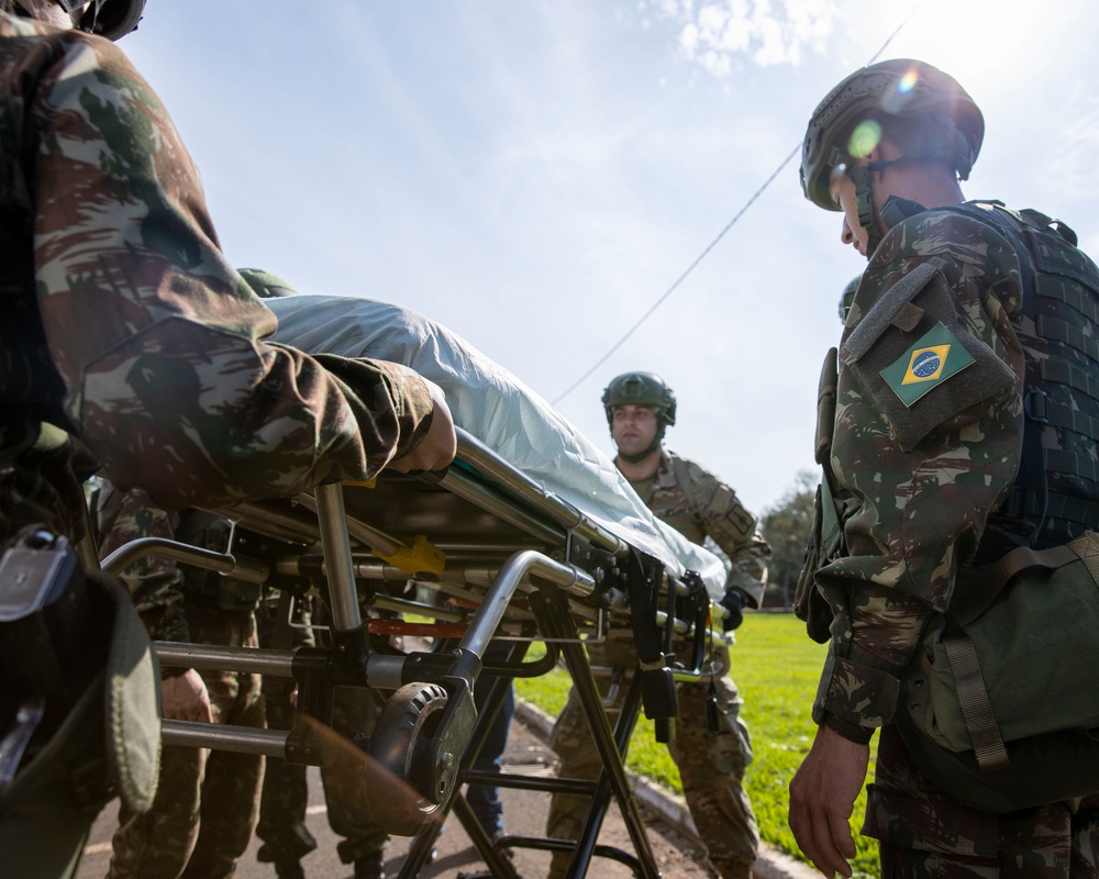 NY National Guard combat medics join humanitarian exercise, Operation Parana III in Brazil